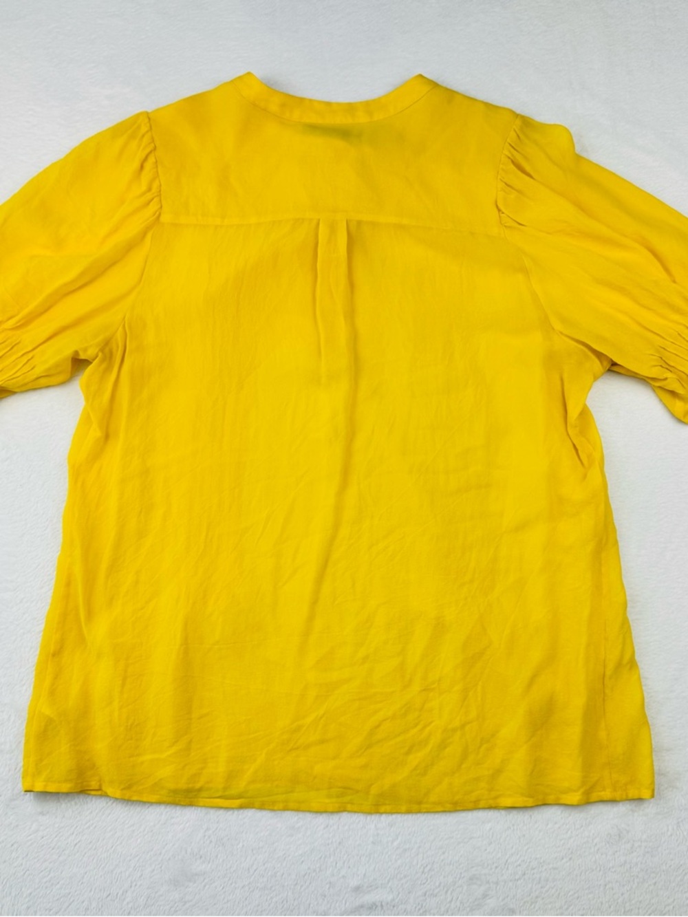 Madewell pintucked blouse. Short, pleated sleeves. 100% Silk. Women’s size L. - Picture 6 of 10